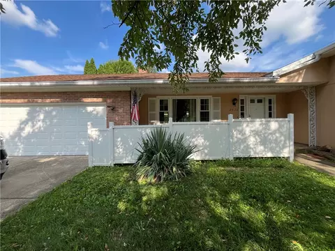 Exterior - 2636 Rebecca Dr, Springfield, OH 45503 photo 2 of 3