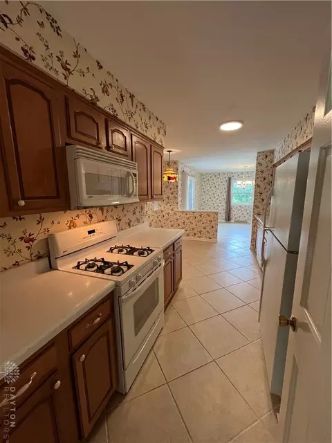 Kitchen - 2636 Rebecca Dr, Springfield, OH 45503 photo 4 of 4
