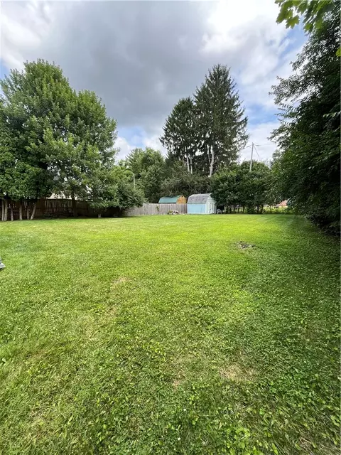 Exterior - 2636 Rebecca Dr, Springfield, OH 45503 photo 3 of 3