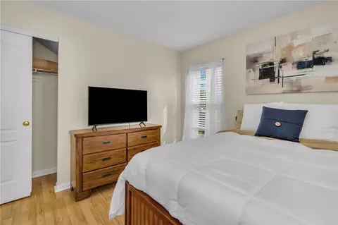 Bedroom - 2125 Deer Meadow Dr, Cincinnati, OH 45240 photo 4 of 6