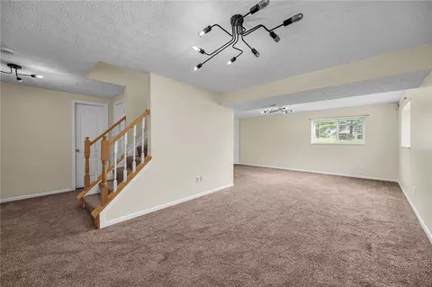 Living - 2125 Deer Meadow Dr, Cincinnati, OH 45240 photo 5 of 7