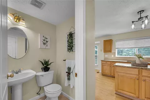 Entry Way - 2125 Deer Meadow Dr, Cincinnati, OH 45240 photo 6 of 9