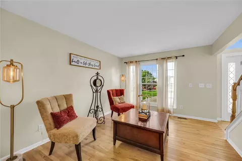 Entry Way - 2125 Deer Meadow Dr, Cincinnati, OH 45240 photo 5 of 9