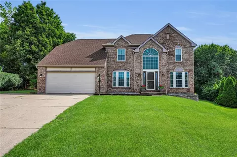 2125 Deer Meadow Dr, Cincinnati, OH 45240