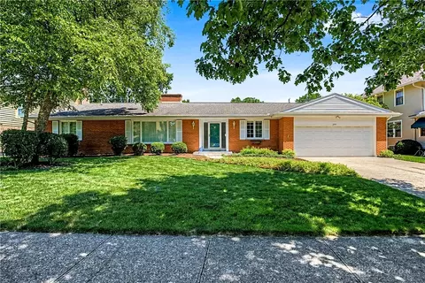 249 Greenmount Blvd, Oakwood, OH 45419