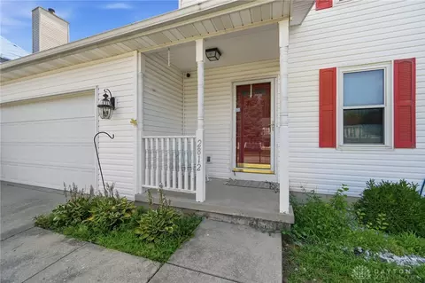 Exterior - 2812 Conestoga St, Springfield, OH 45503 photo 6 of 13