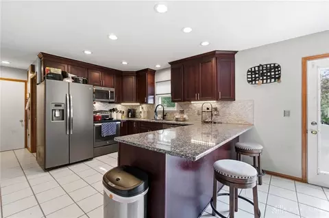 Kitchen - 2812 Conestoga St, Springfield, OH 45503 photo 2 of 9