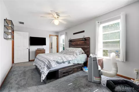 Bedroom - 2812 Conestoga St, Springfield, OH 45503 photo 4 of 8