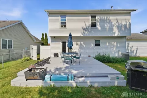 Exterior - 2812 Conestoga St, Springfield, OH 45503 photo 9 of 13