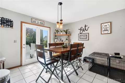 Dining - 2812 Conestoga St, Springfield, OH 45503 photo 2 of 3