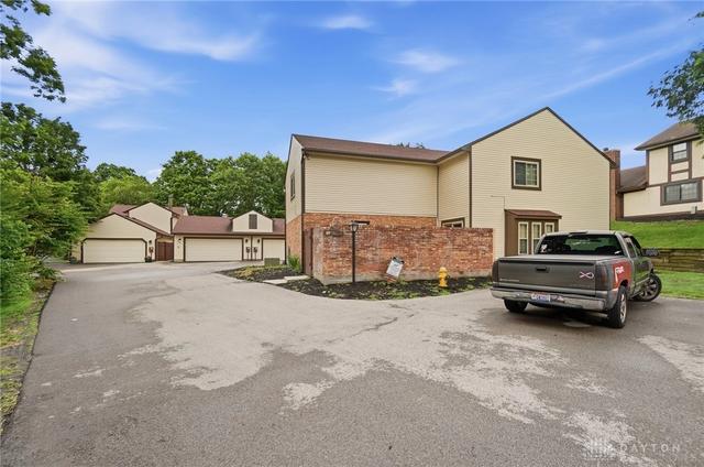 1360 Black Forest Dr #30, West Carrollton, OH 45449