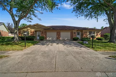 1313-1315 Rosehaven Cir, Kettering, OH 45429