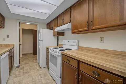 1313-1315 Rosehaven Cir, Kettering, OH 45429 photo 13