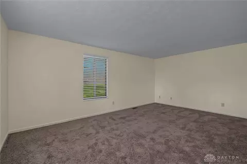 1313-1315 Rosehaven Cir, Kettering, OH 45429 photo 7