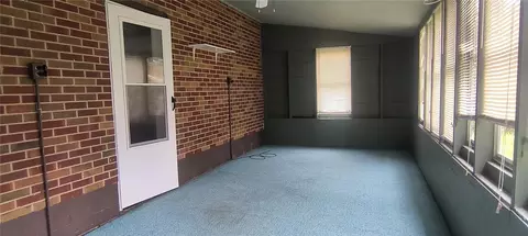 Exterior - 4709 Chippendale Dr, Springfield, OH 45503 photo 3 of 6