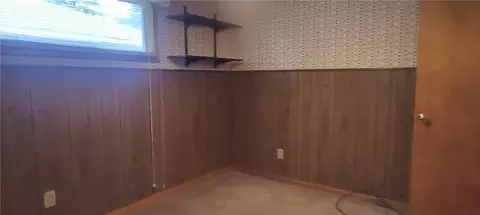 Bedroom - 4709 Chippendale Dr, Springfield, OH 45503 photo 10 of 13