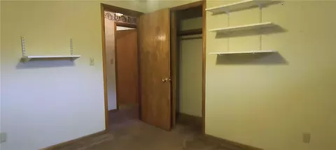 Bedroom - 4709 Chippendale Dr, Springfield, OH 45503 photo 3 of 13