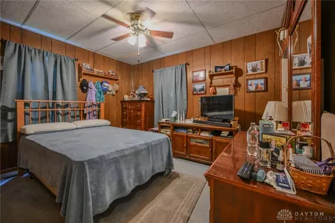 1302 N Yellow Springs St, Springfield, OH 45504 photo 4
