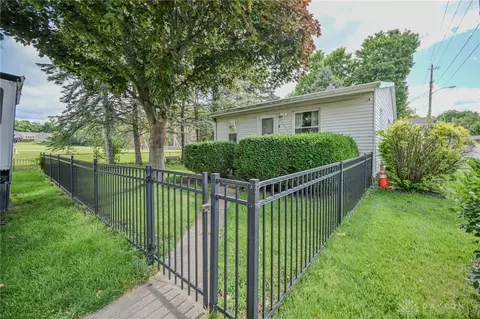 1302 N Yellow Springs St, Springfield, OH 45504 photo 24