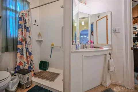 1302 N Yellow Springs St, Springfield, OH 45504 photo 6