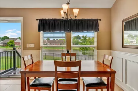 Dining - 3787 Lost Willow Dr, Mason, OH 45040 photo 2 of 4