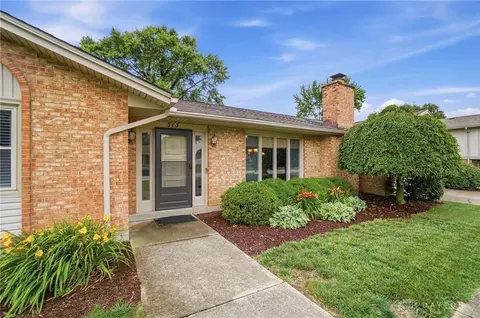 313 Chris Dr, Englewood, OH 45322