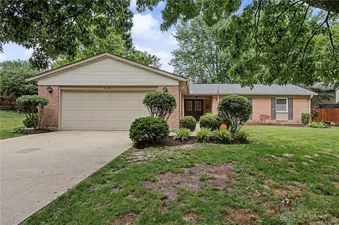 630 Clareridge Ln, Centerville, OH 45458