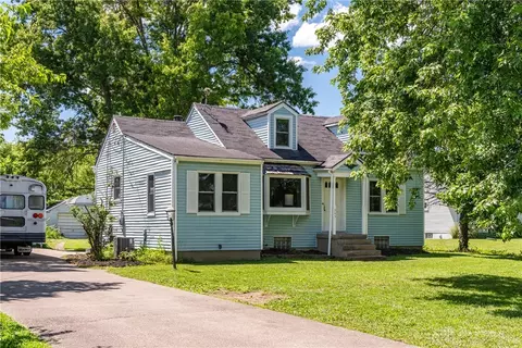 945 S Linden Ave, Miamisburg, OH 45342