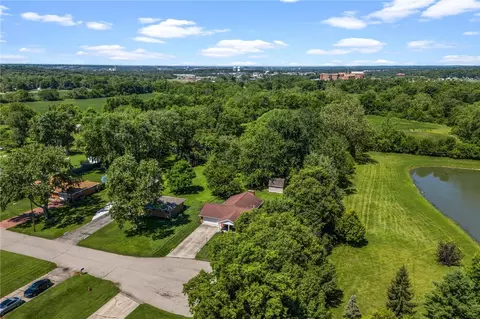 View/Area - 3833 Ruby Dr, Franklin, OH 45005 photo 2 of 7
