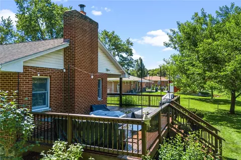 Exterior - 3833 Ruby Dr, Franklin, OH 45005 photo 6 of 12