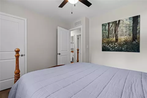 Bedroom - 3833 Ruby Dr, Franklin, OH 45005 photo 2 of 4