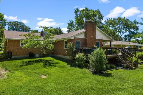Exterior - 3833 Ruby Dr, Franklin, OH 45005 photo 5 of 12