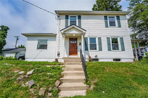 258 E Siebenthaler Ave, Dayton, OH 45405
