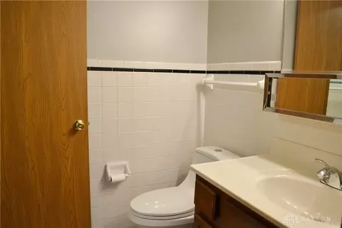 4430 E Ridgewood Rd, Springfield, OH 45503 photo 16