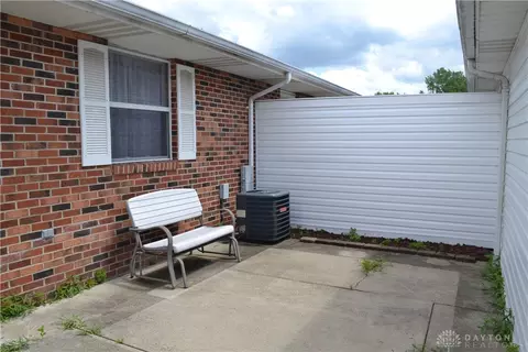 4430 E Ridgewood Rd, Springfield, OH 45503 photo 25