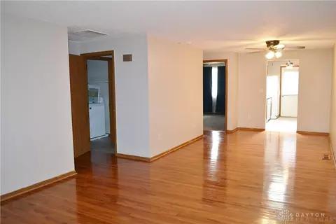 4430 E Ridgewood Rd, Springfield, OH 45503 photo 5