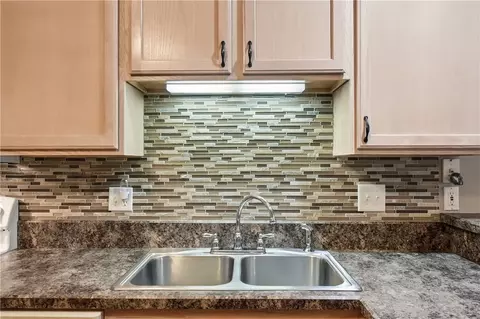 Kitchen - 9640 Belfry Ct #2, Centerville, OH 45458 photo 3 of 4