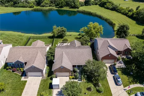 155 Keevers Pt, Springboro, OH 45066