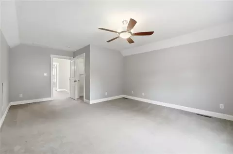 Bedroom - 2425 Delta Ave, Kettering, OH 45419 photo 4 of 7