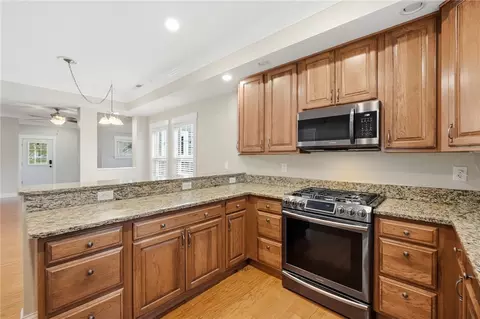 Kitchen - 2425 Delta Ave, Kettering, OH 45419 photo 4 of 4
