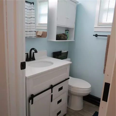 Bath - 116 Edgewood St, Sidney, OH 45365 photo 1 of 2