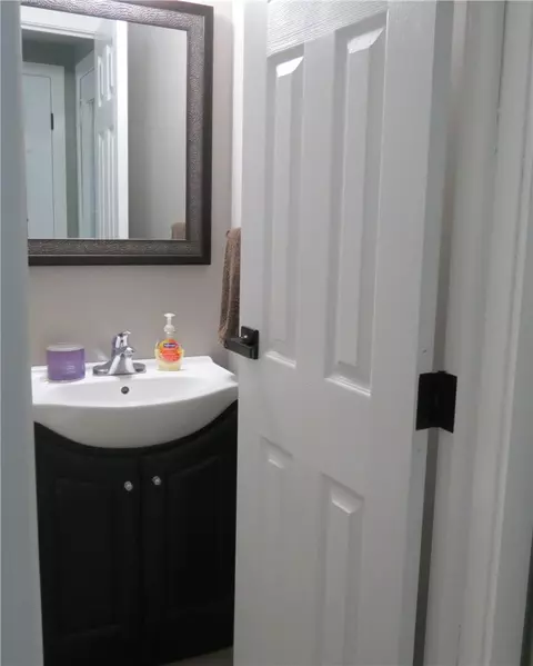 Bath - 116 Edgewood St, Sidney, OH 45365 photo 2 of 2