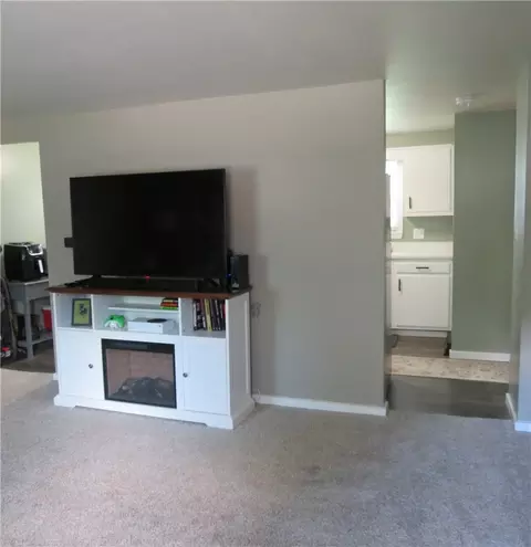 Living - 116 Edgewood St, Sidney, OH 45365 photo 2 of 2
