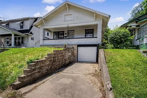225 Elmhurst Rd, Dayton, OH 45417