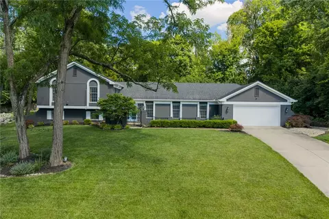 1520 Heritage Rd, Washington Township, OH 45459