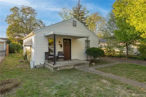 2721 Cadillac St, Moraine, OH 45439