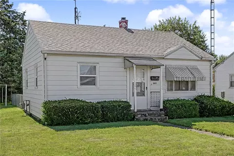 Exterior - 662 Reading Dr, Springfield, OH 45505 photo 3 of 10