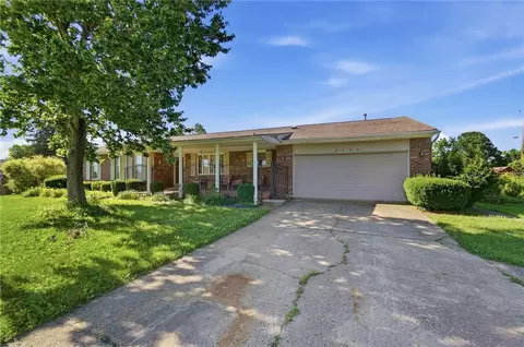 4756 Whitehead Ct, West Alexandria, OH 45381