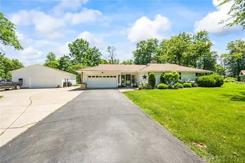 6455 Peters Rd, Tipp City, OH 45371