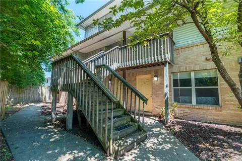 978 Irving Ave #5, Dayton, OH 45419